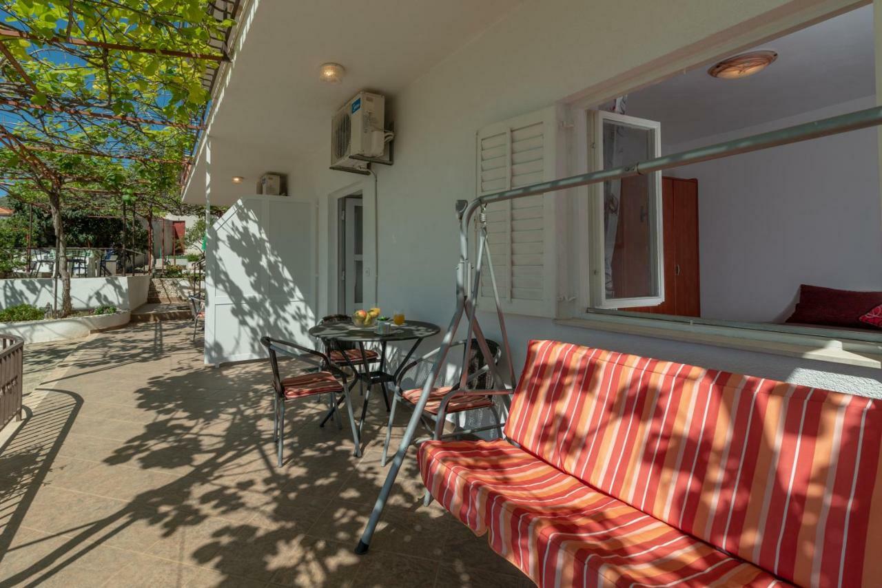 Apartments Villa Bella Vista Seget Trogir Extérieur photo