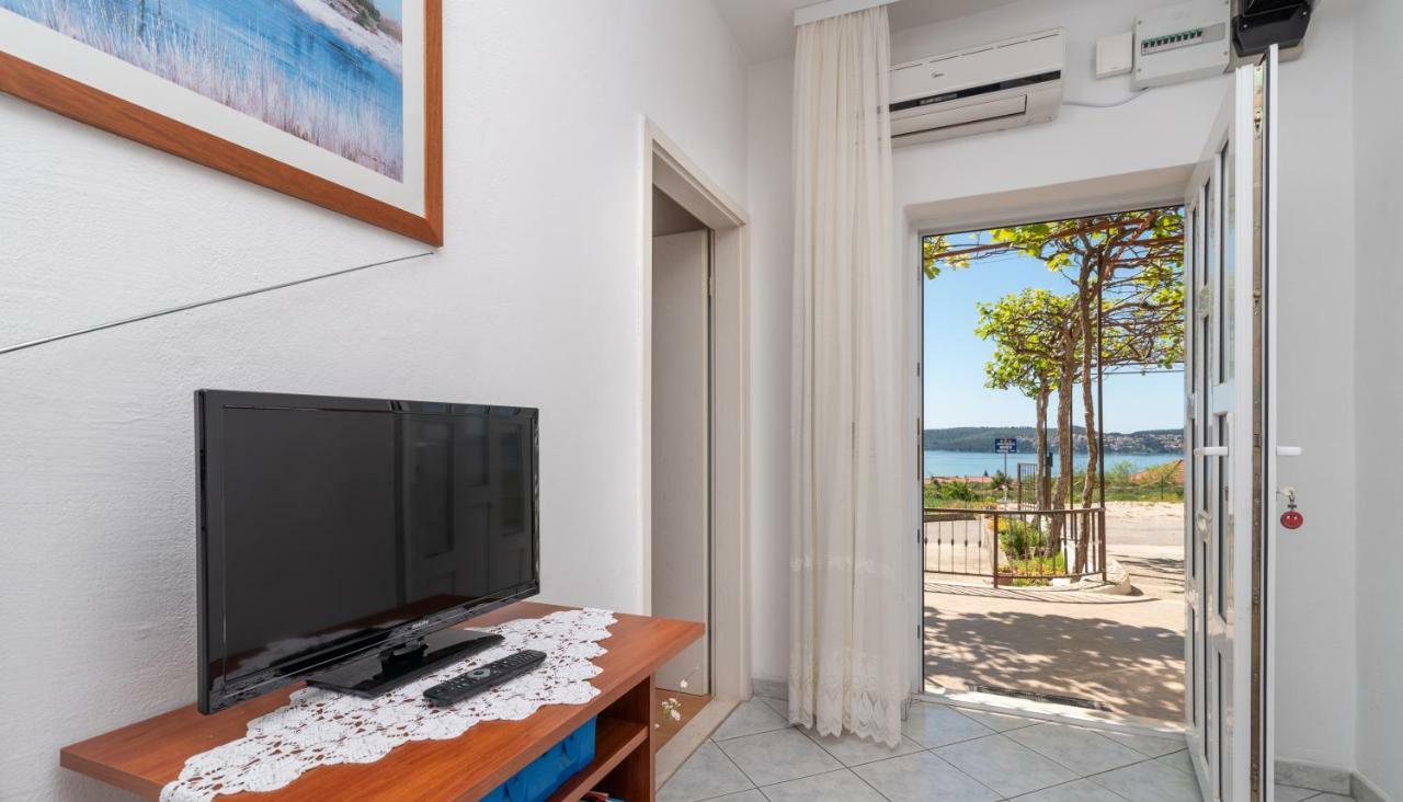 Apartments Villa Bella Vista Seget Trogir Extérieur photo